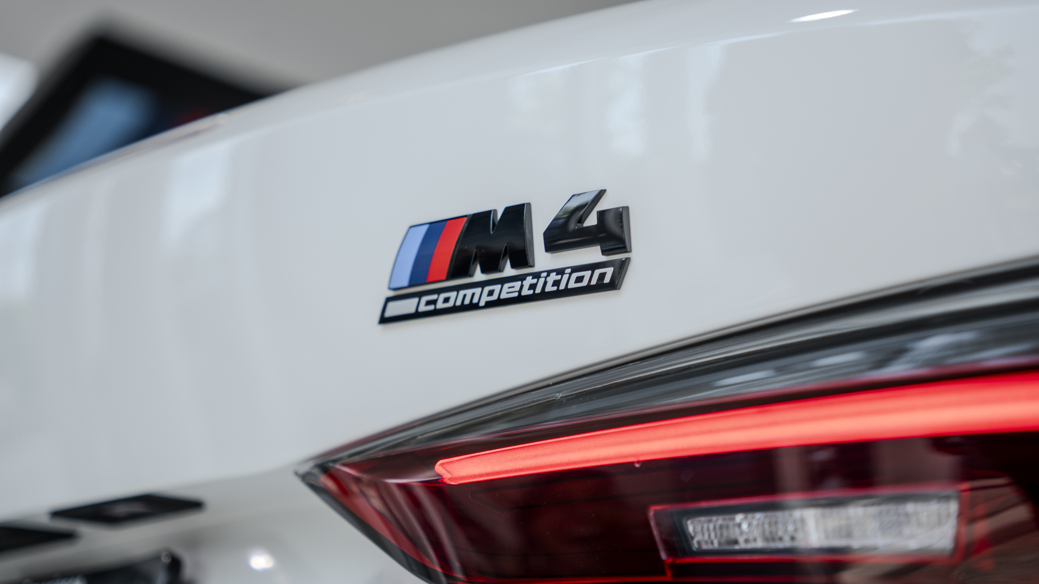 24-VehicleSpotlight-BMW-M4Comp-Photos-53